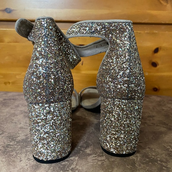 Old Navy Size 8 Sparkle Heels - Picture 2 of 4